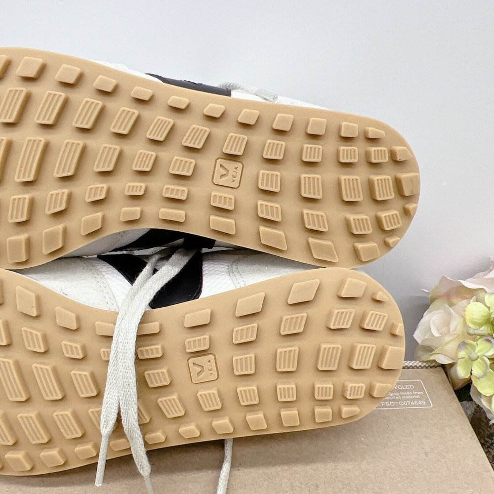 VEJA Rio Branco Fashion Running Shoe Sneaker White Black Nature Womens US 8 EU39 - Picture 9 of 10